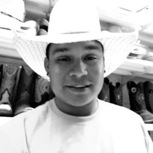 Meet your Posher, Iván